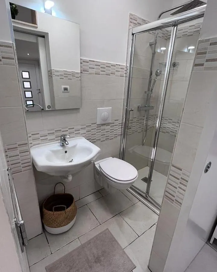 Al Rifugio Di Rosmy Apartment Bari Italy