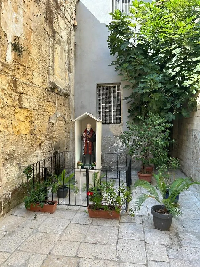 Al Rifugio Di Rosmy Apartment Bari 0*,
